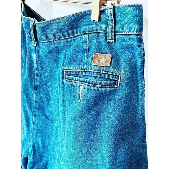 Y2k Dockers Mom Jean Shorts - Picture 3 of 4